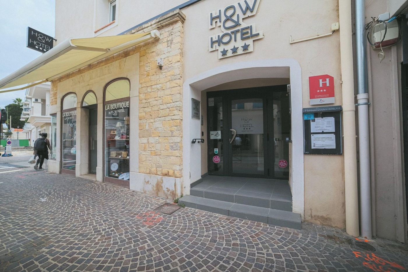 Hôtel Holidays & Work-France-SANARY-SUR-MER-General view-8