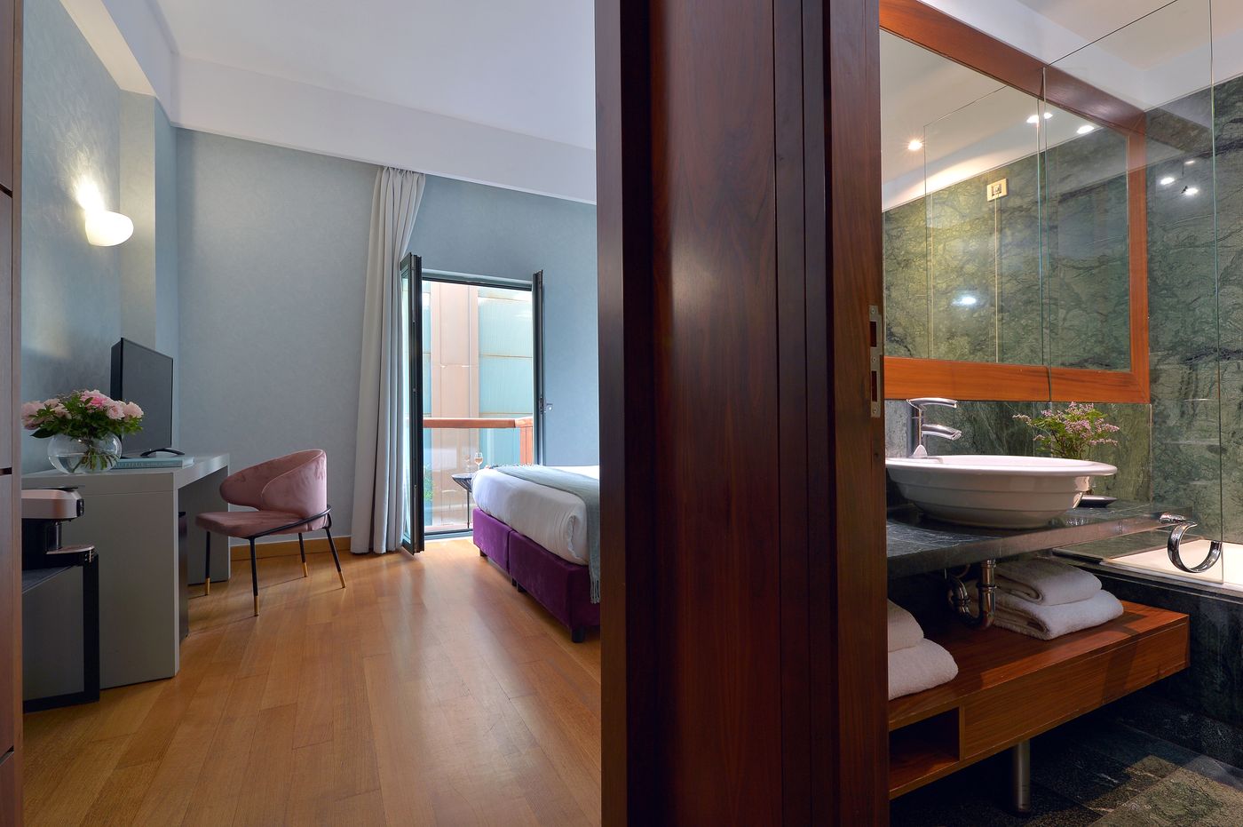 Athenaeum-Eridanus-Luxury-Hotel-Room-51