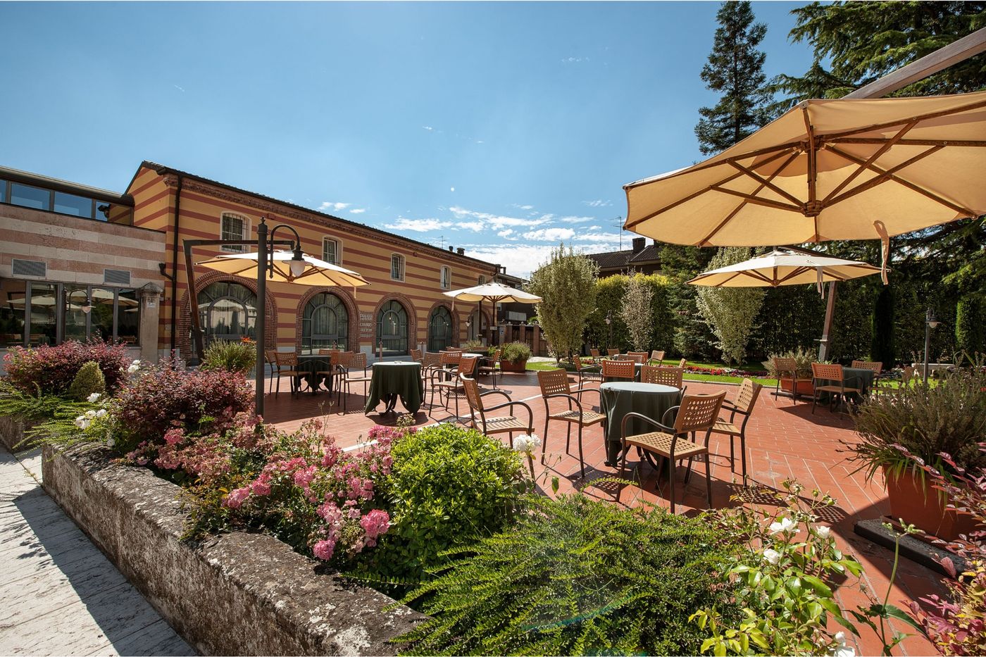 Villa Malaspina - Italy - CASTEL D'AZZANO (VR) - General view - 7