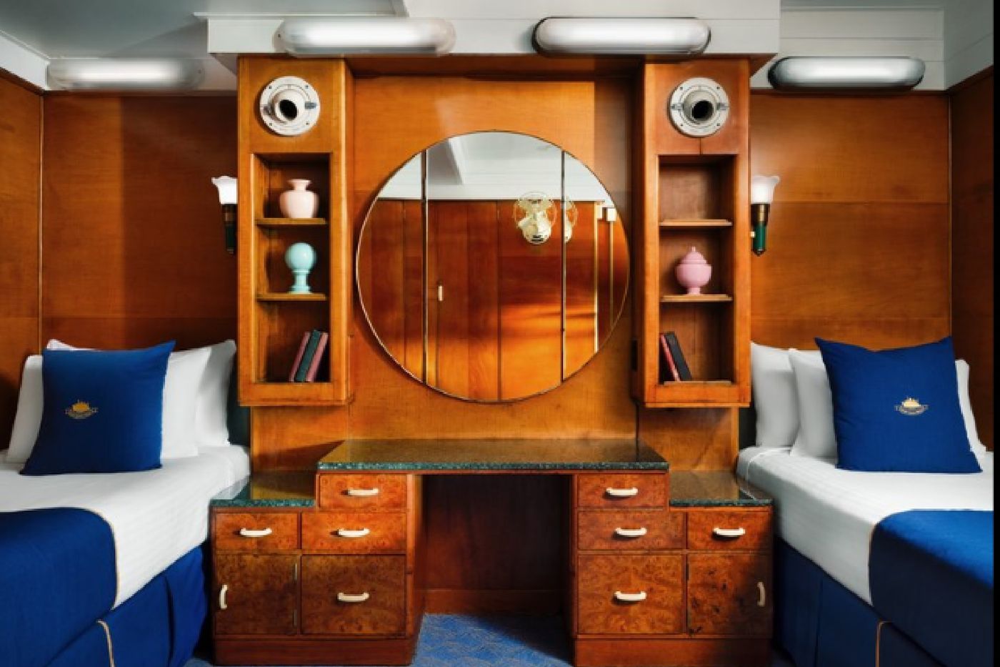 Queen-Mary-Hotel-Room-19