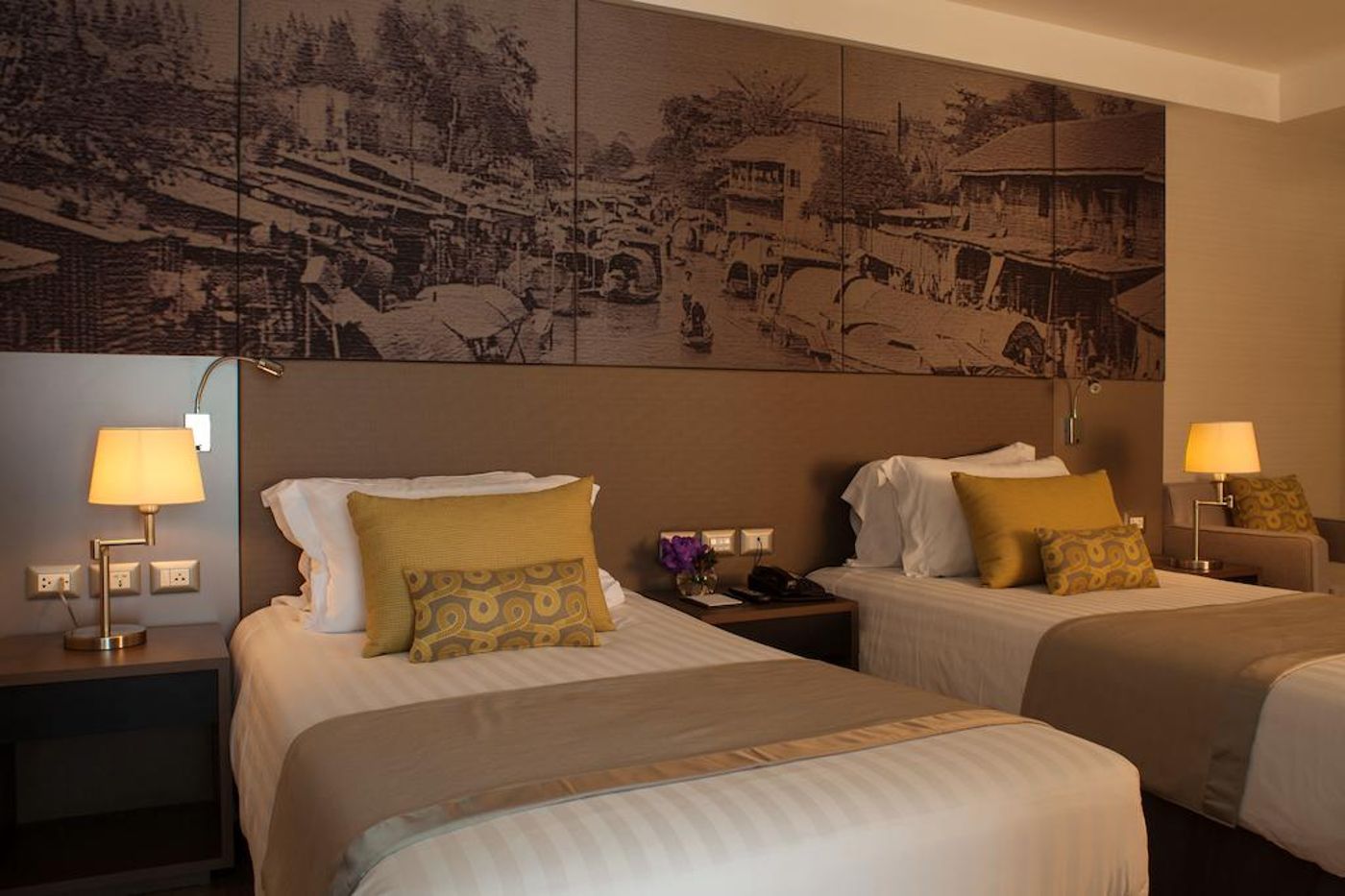 Grand-Diamond-Suites-Hotel-Room-18