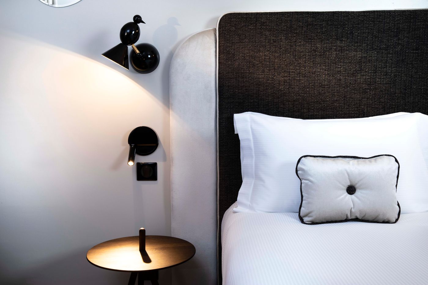 Eiffel-Saint-Charles-Room-21