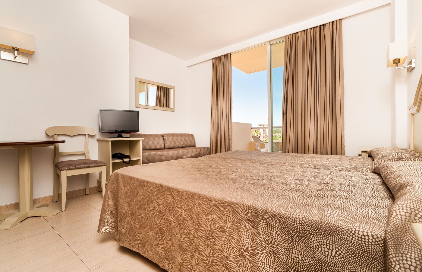 Bakour Garbi Cala Millor