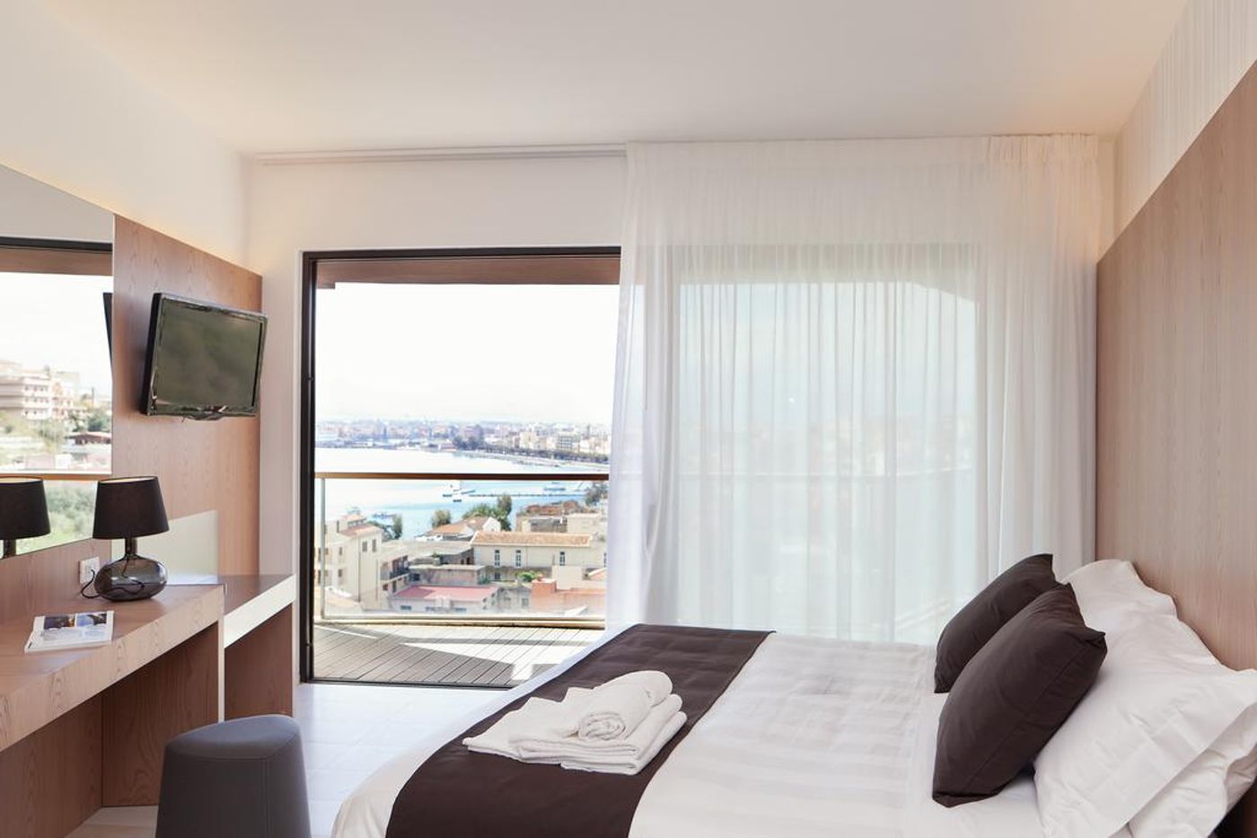 Eolian-Milazzo-Hotel-Room-7