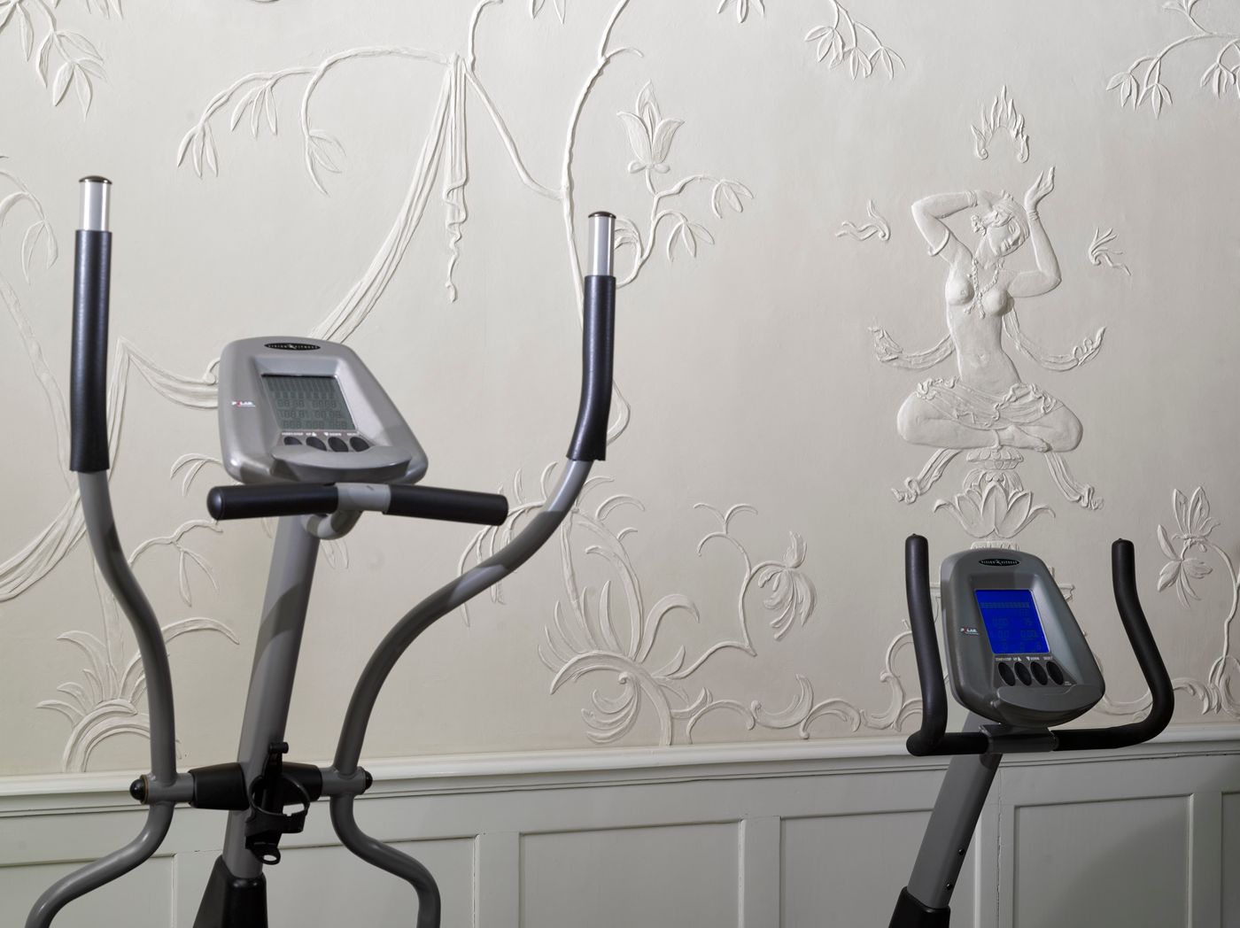 K-K-Hotel-Central-Sports-and-Entertainment-32