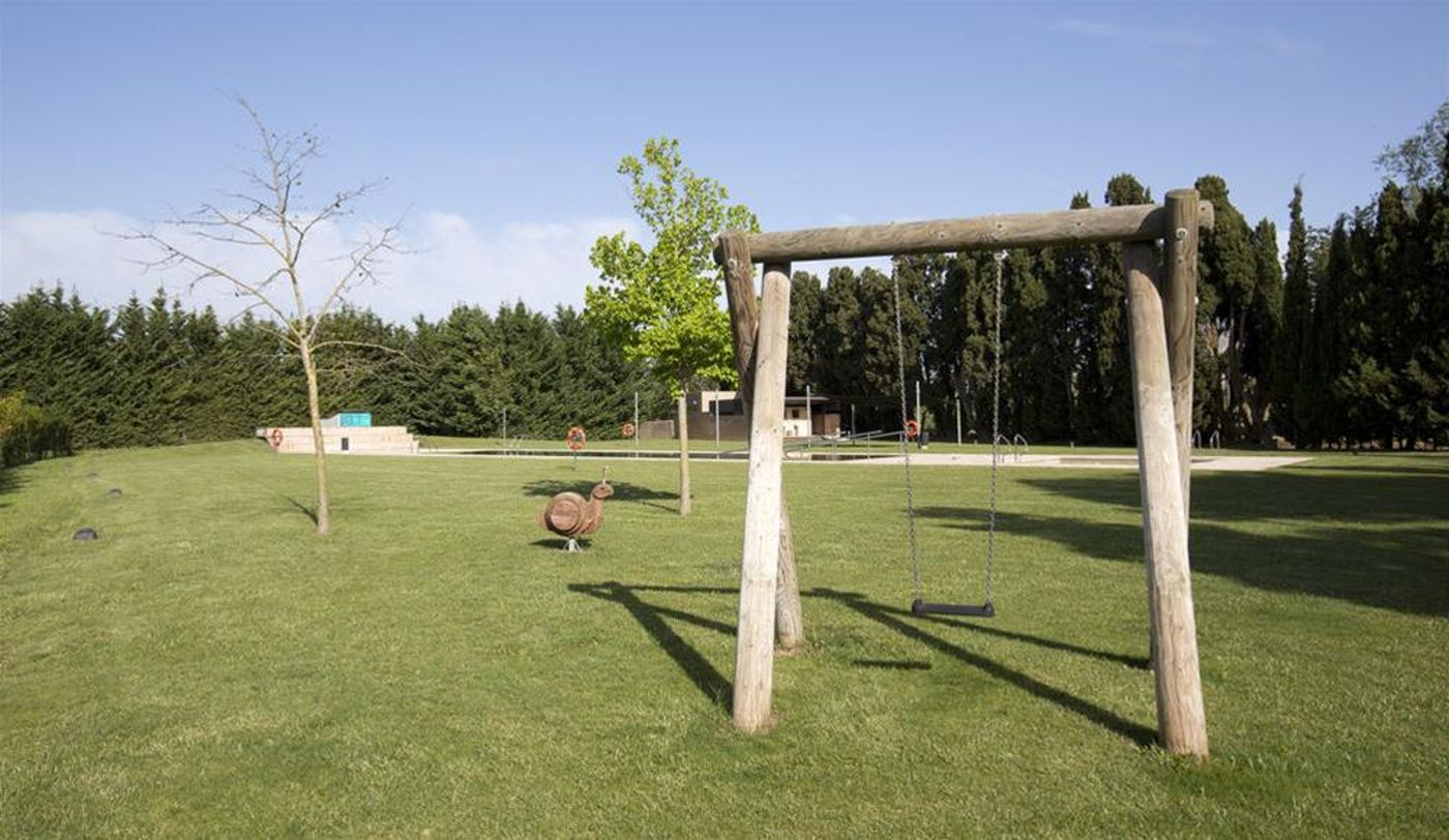 URH-Moli-del-Mig-Sports-and-Entertainment-60