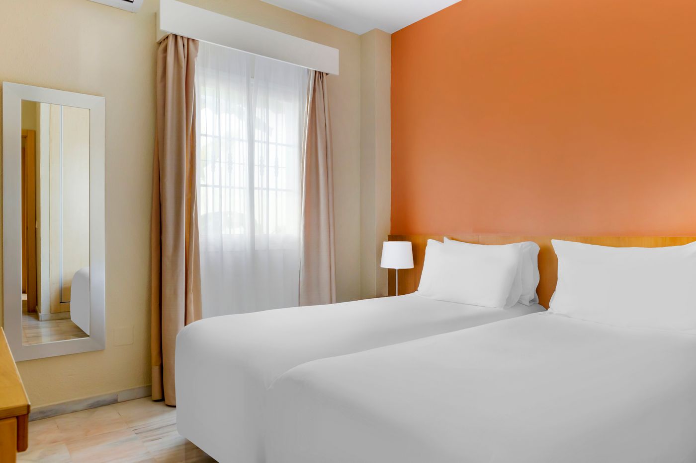 Royal-Oasis-Club-at-Pueblo-Quinta-Room-21