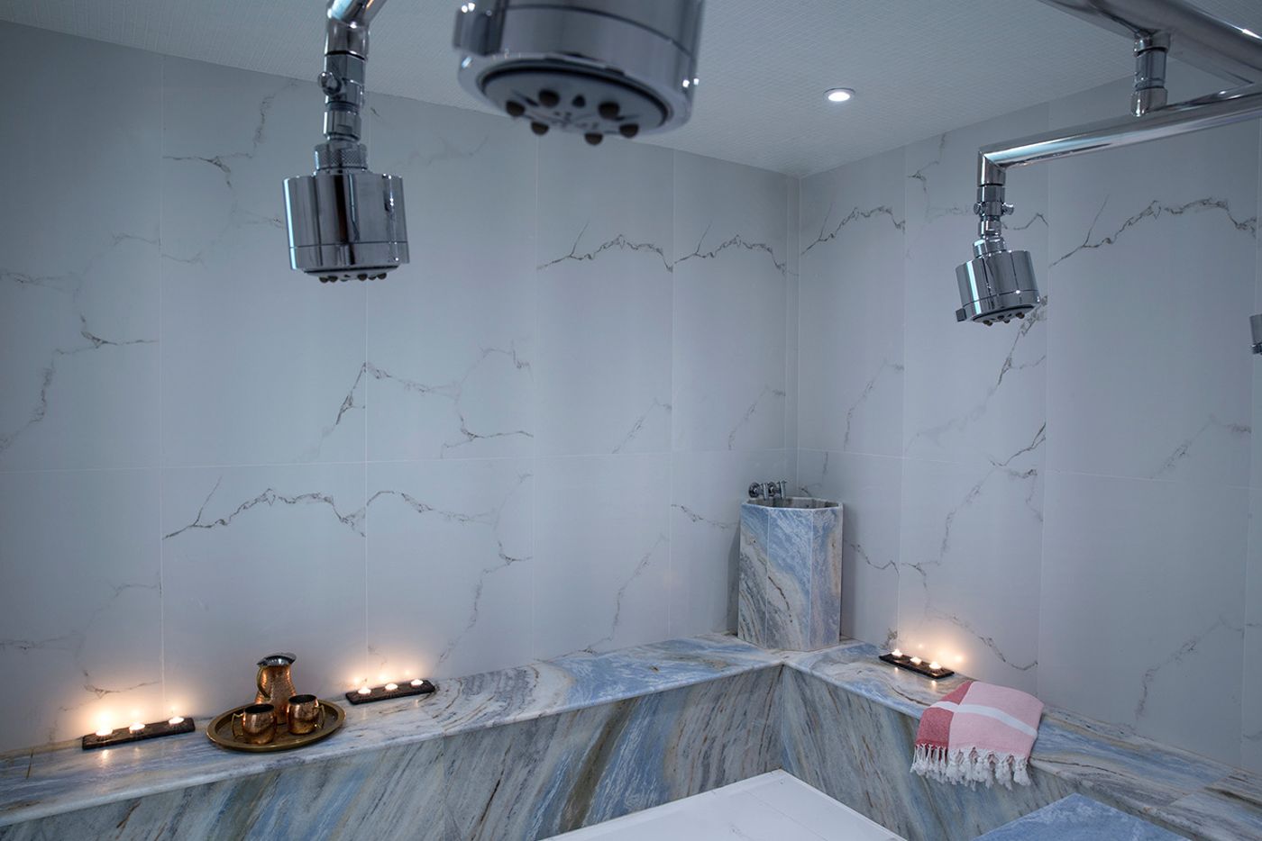 The-Alley-Hotel-Sports-and-Entertainment-65