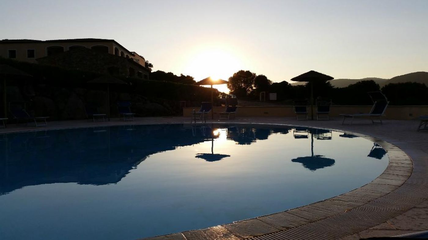 Hotel-Relais-Valkarana-Pool-26