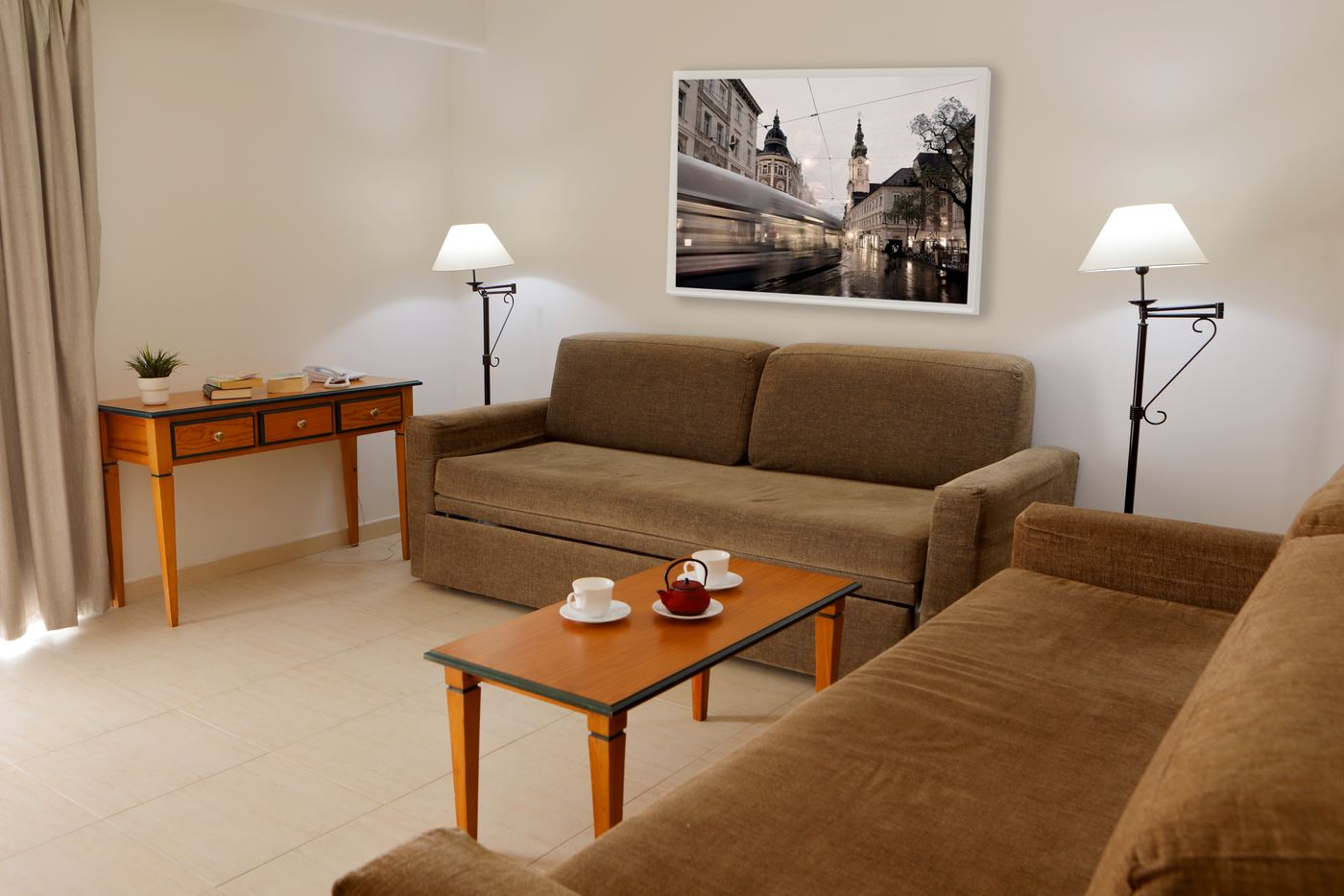 Pyr-Fuengirola-Room-29