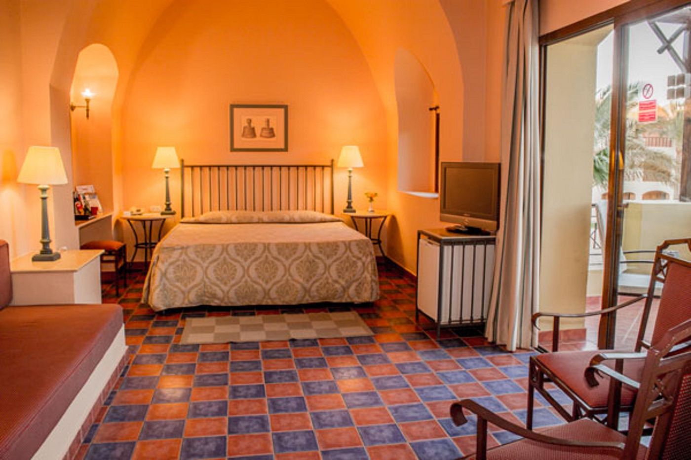 Sol-y-Mar-Makadi-Sun-Room-9