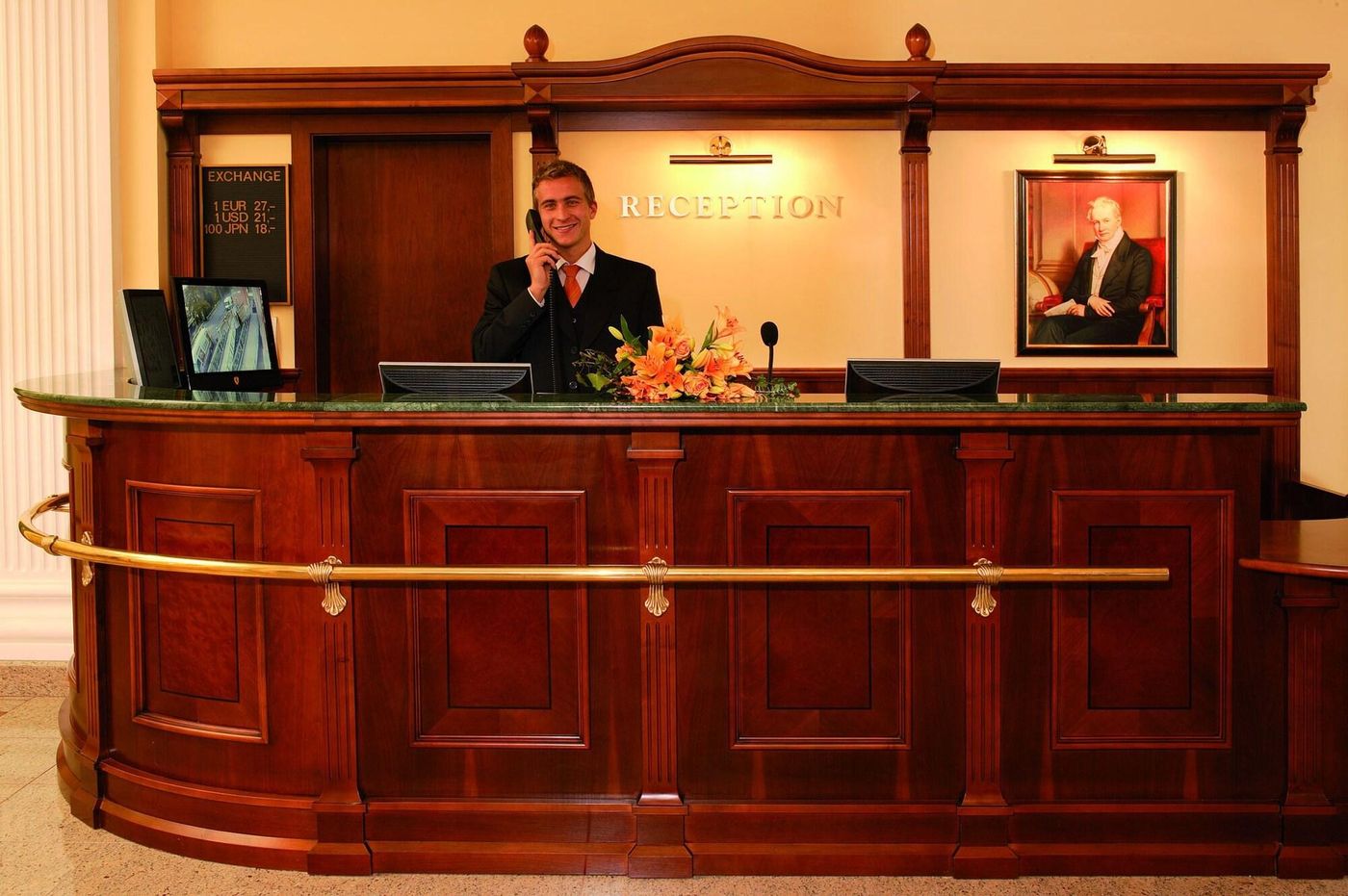 Humboldt Park-Czech Republic-KARLSBAD-Lobby-8