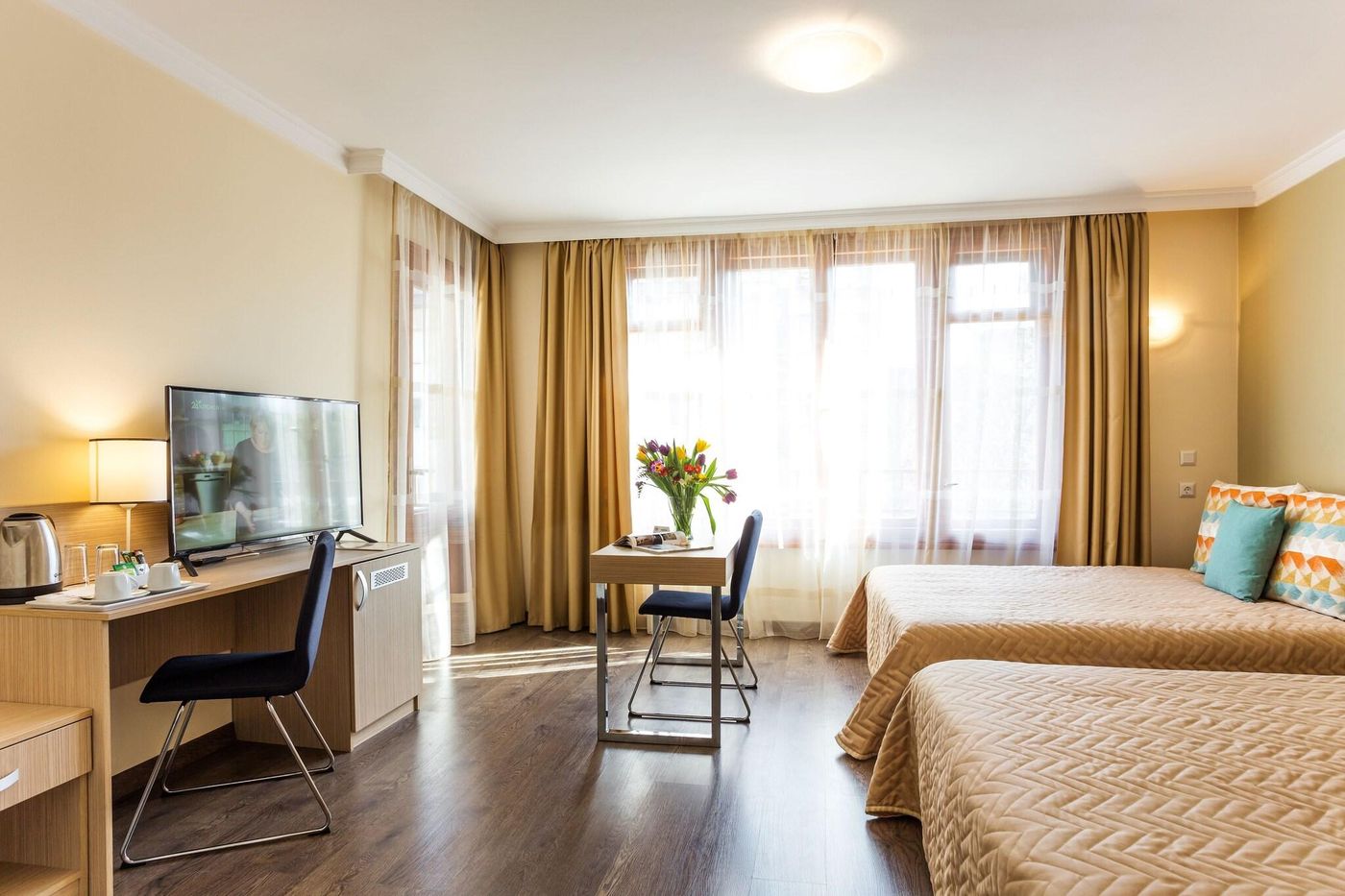 Hotel Geneva-Bulgaria-Sofia-Room-10