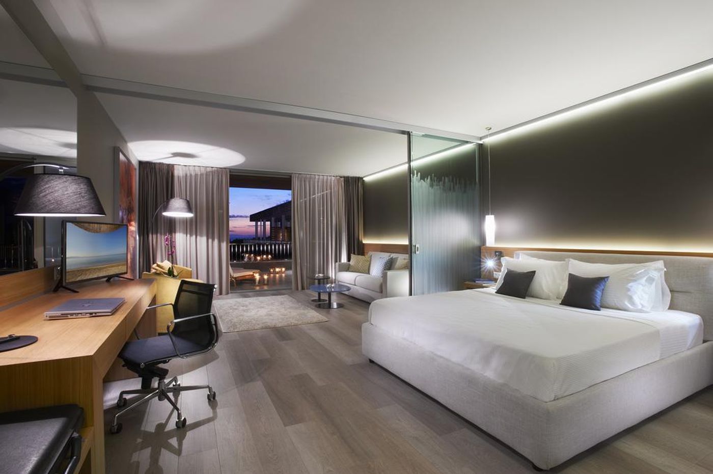 Blue-Dolphin-Room-19