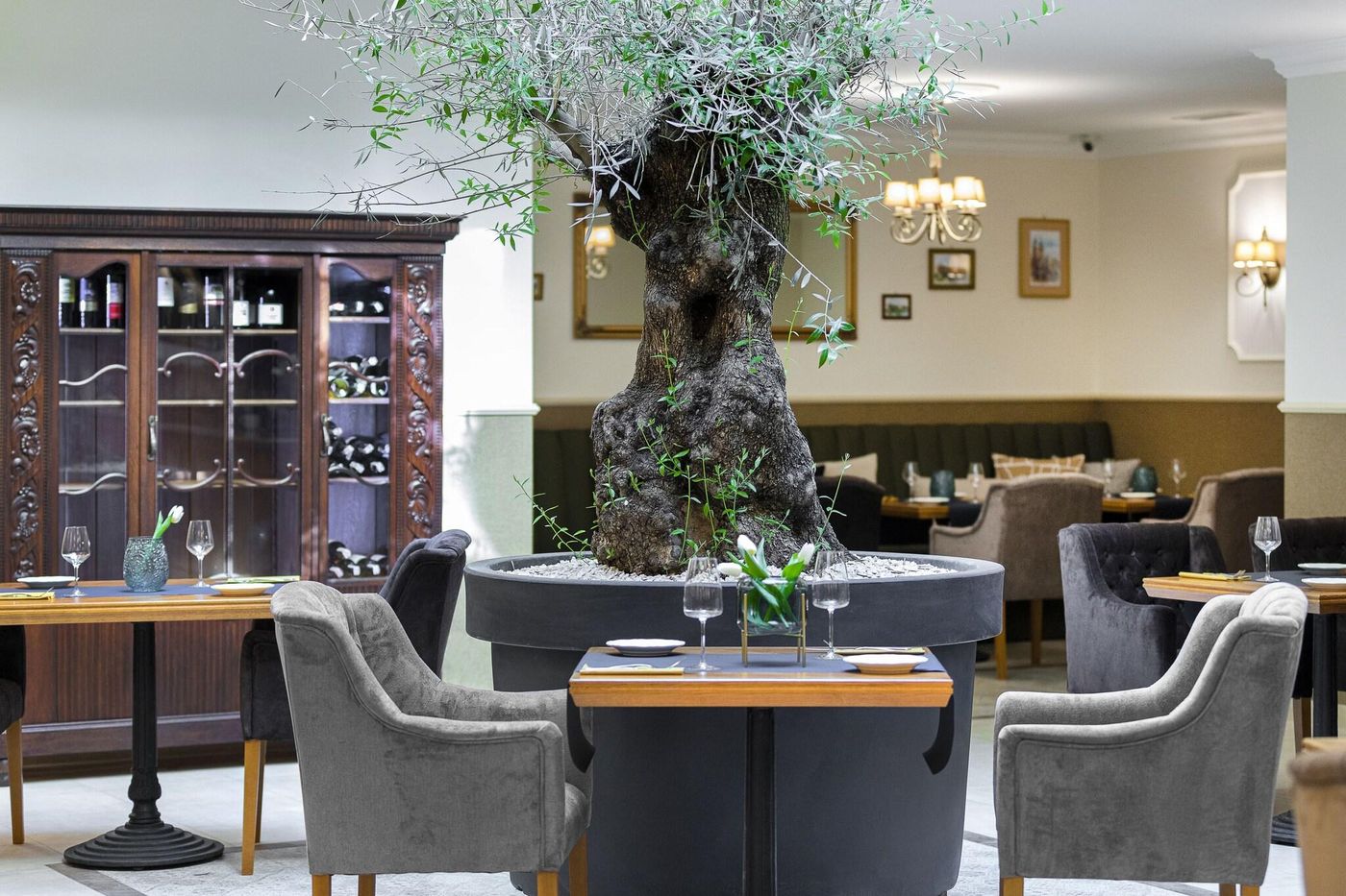 Ventus-Rosa-Boutique-Aparthotel-Restaurant-8