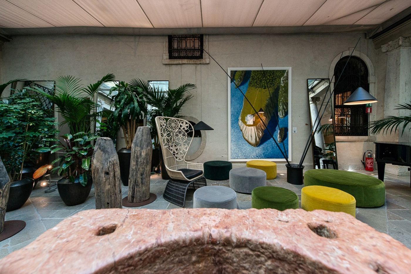 Monaco-and-Grand-Canal-Lobby-9