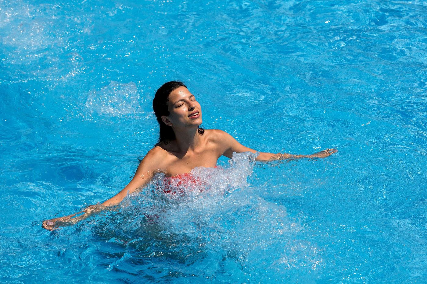 Seven-Seas-Hotel-Blue-Pool-33