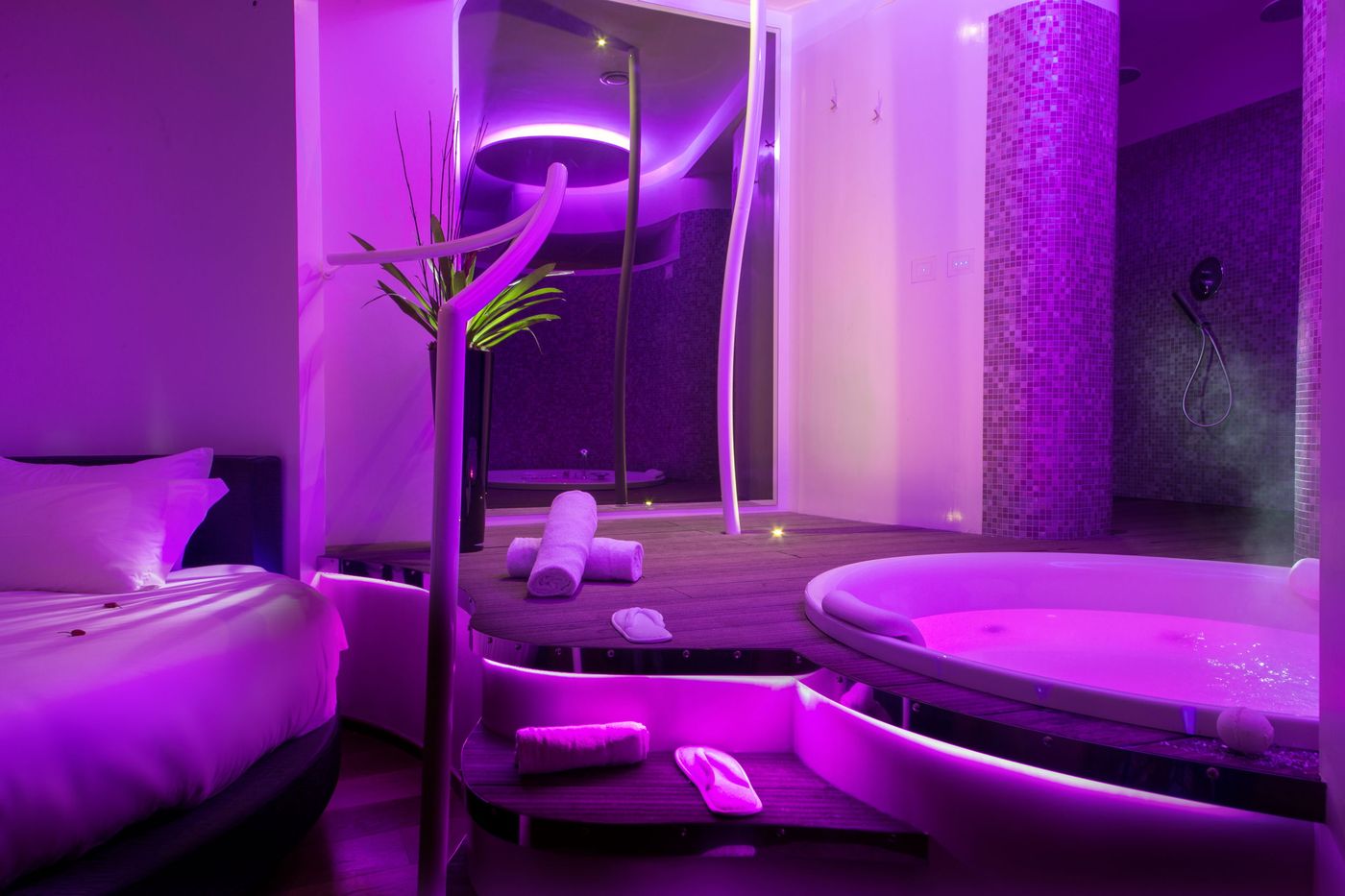 SuiteSistina-For-Brave-Lovers-Room-47