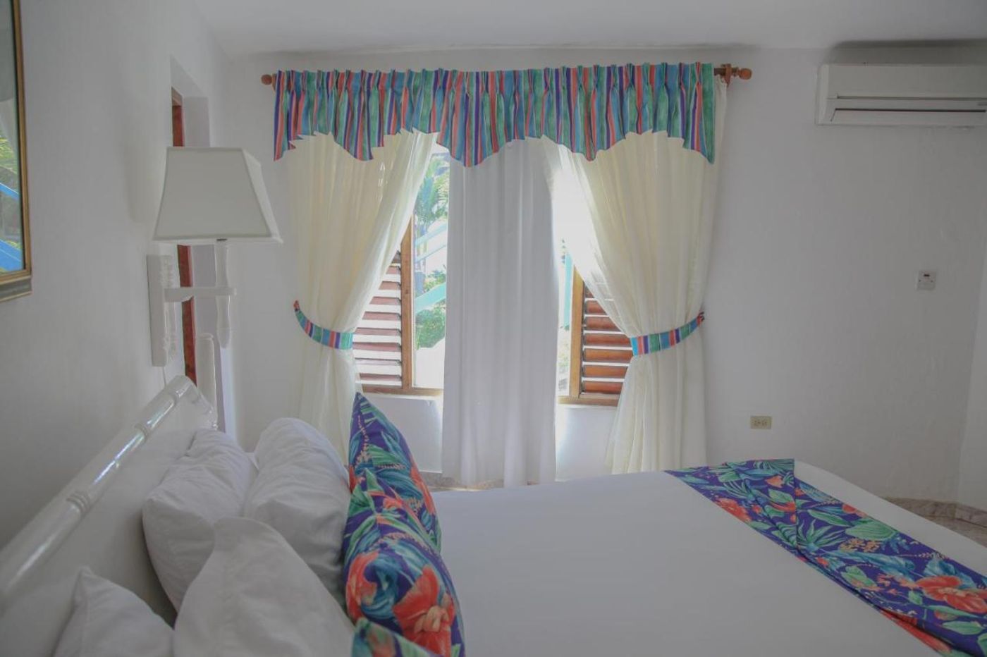 Negril-Tree-House-Room-17