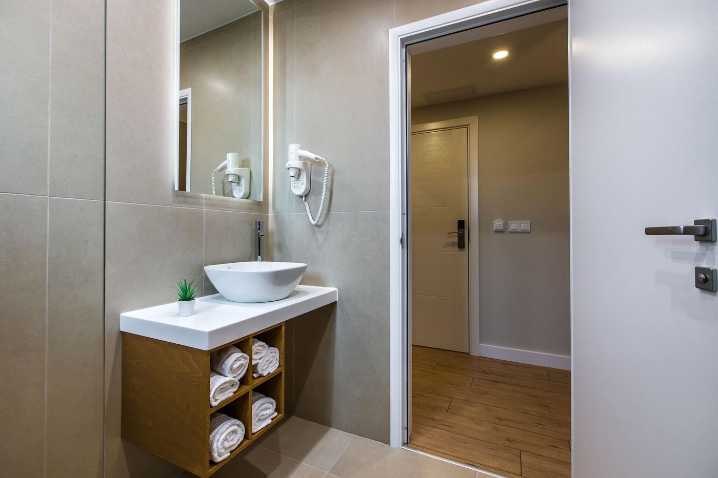 Hillhouse-Plovdiv-Room-55