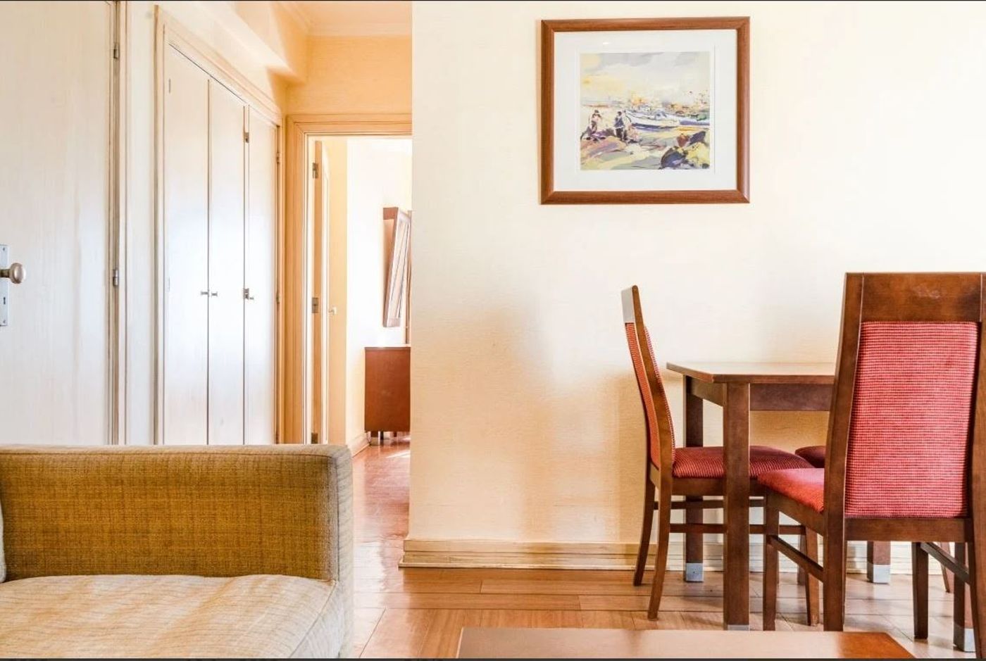 Yellow-Praia-Monte-Gordo-Hotel-Room-22