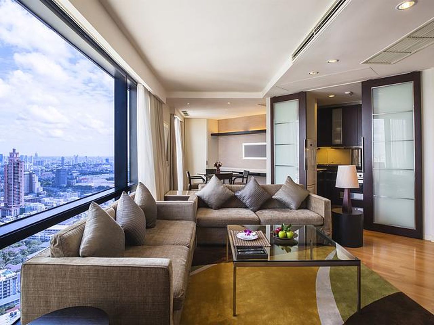 Emporium Suites by Chatrium