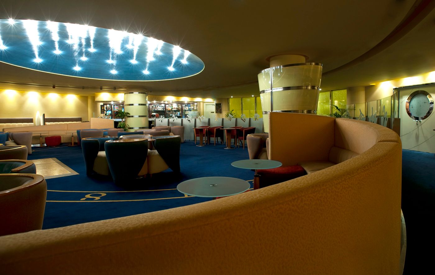 Le Meridien Al Aqah Beach Resort