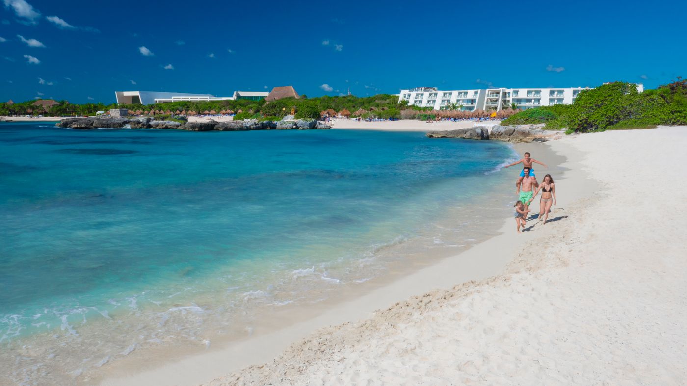 Grand-Sirenis-Riviera-Maya-Resort---Spa-Beach-98