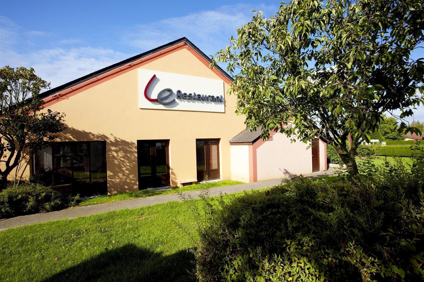 Hotel Campanile Rouen Nord - Barentin-France-Barentin-General view-10