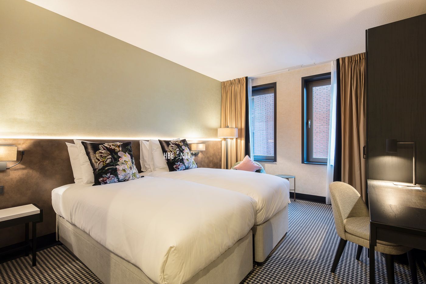 Monet-Garden-Hotel-Amsterdam-Room-8