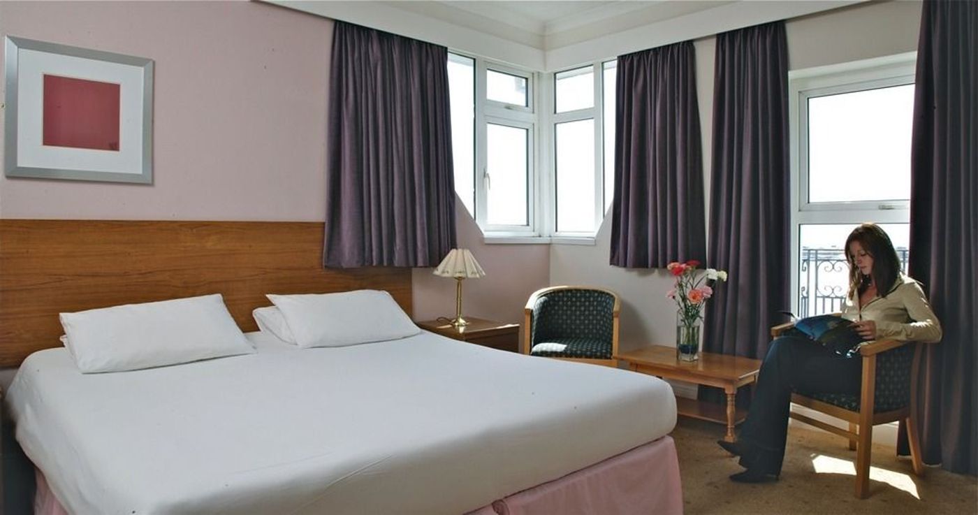 De Normandie-United Kingdom-SAINT HELIER-Room-10