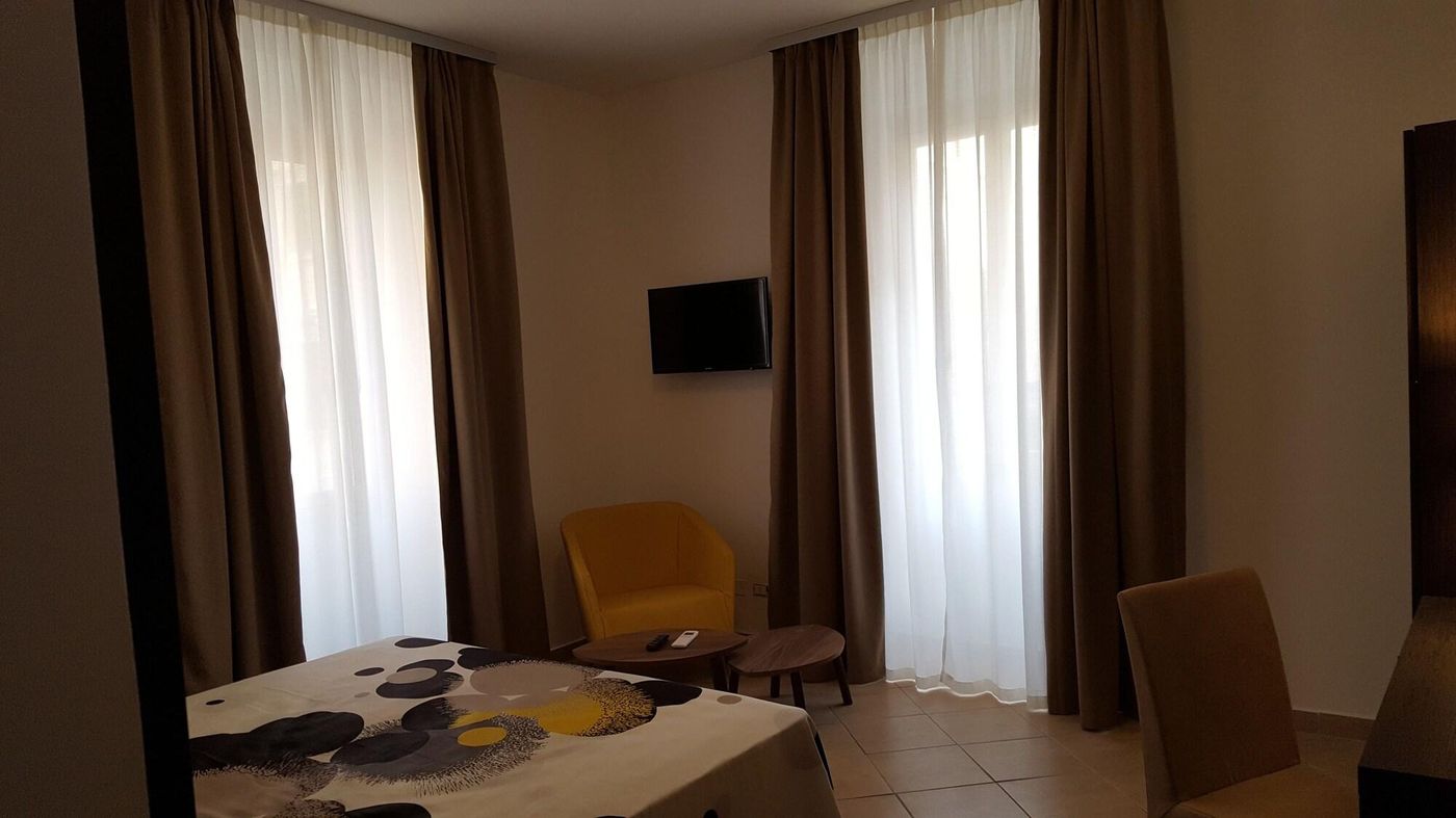 Una-Finestra-Su-Monti-Room-27