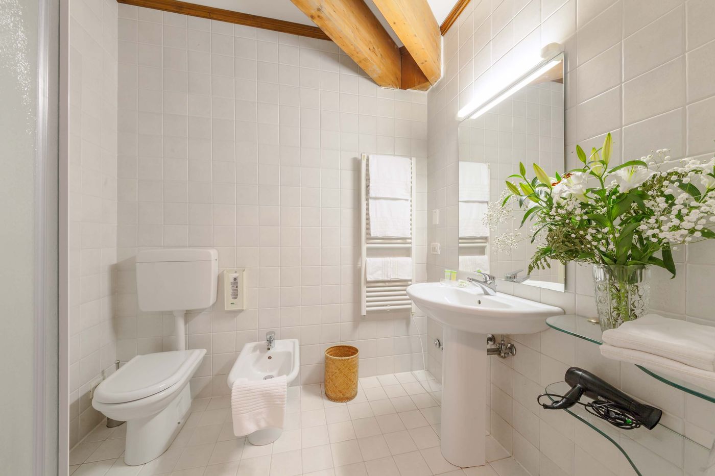 Ca-Tessera-Park-Resort-Room-21