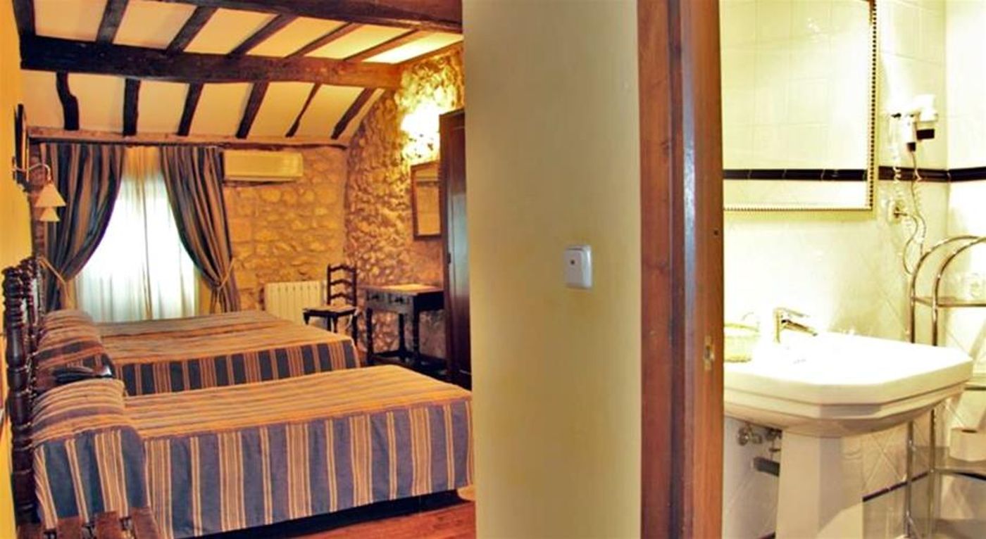 Altamira -Spain-SANTILLANA DEL MAR-General view-9