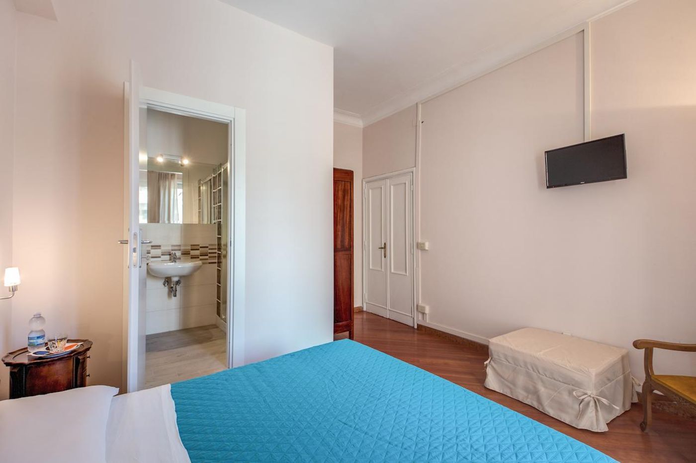 B-B-Circus-Maximus-Room-2