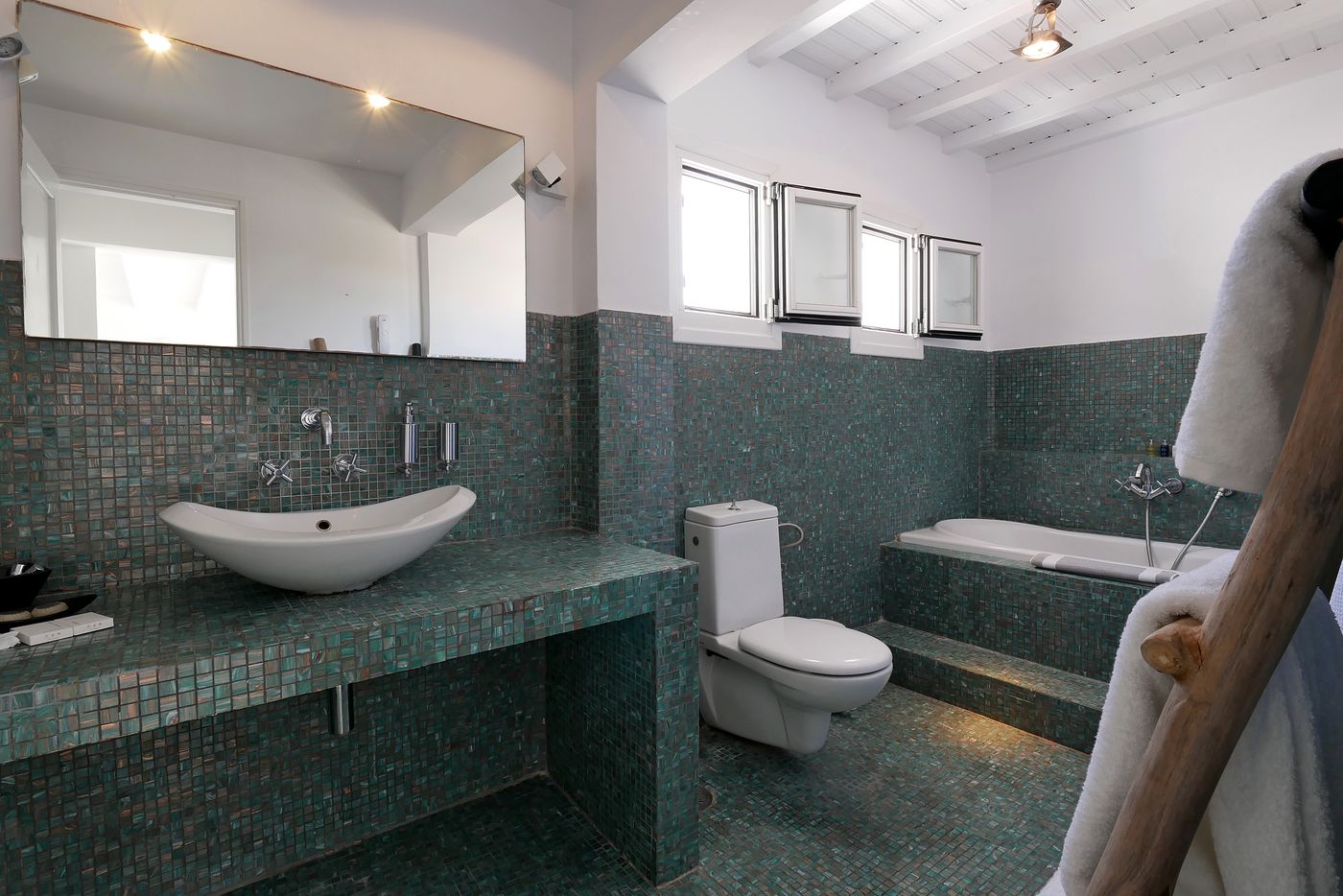 Ostraco-Luxury-Suites-Room-48