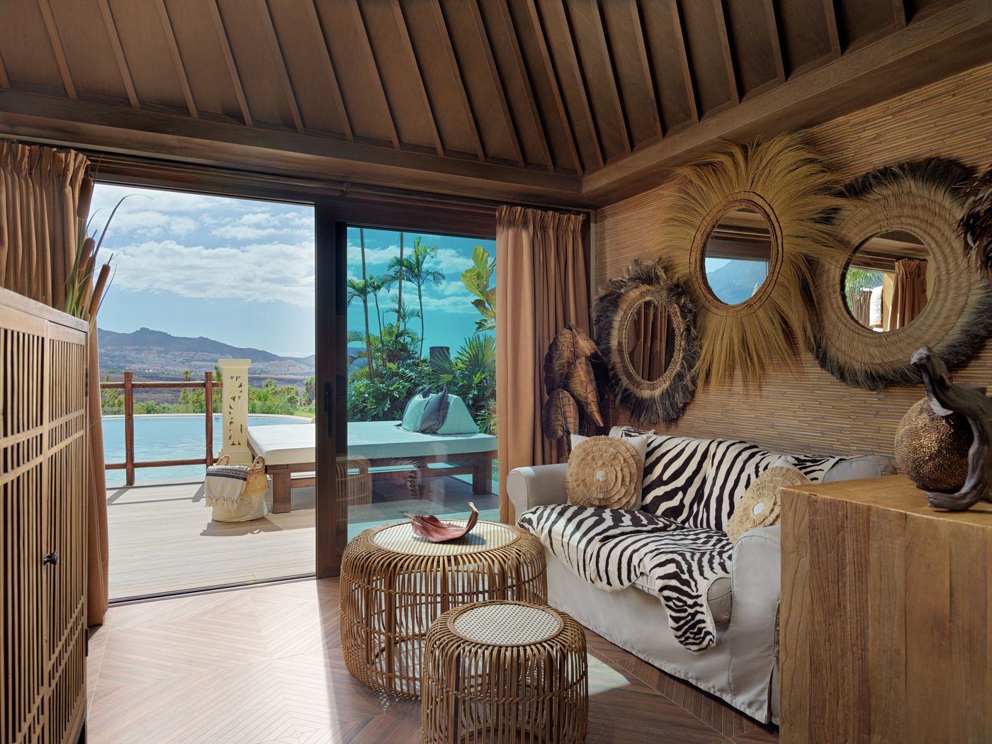 Royal-River---Adults-Only-Room-38