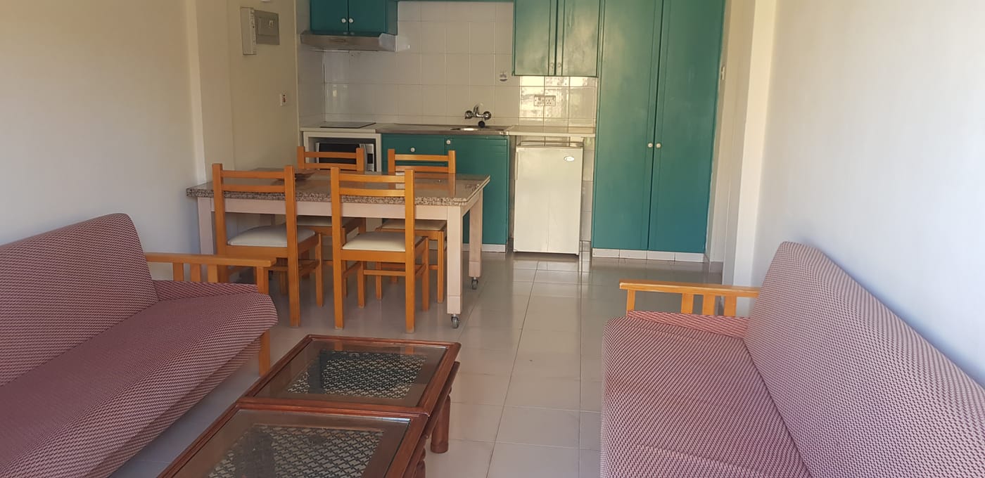 Senator-Hotel-Apartments-Room-29