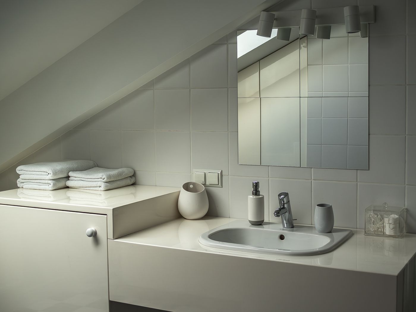 Crystal-Suites-Old-Town-Room-27