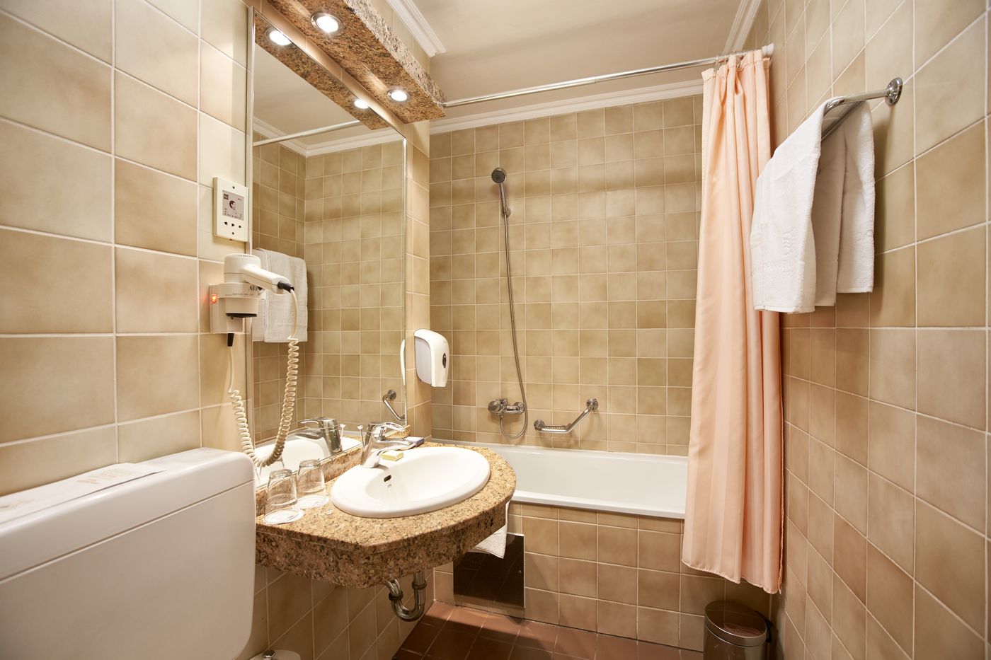 Hotel-Erzsebet-City-Center-Room-28