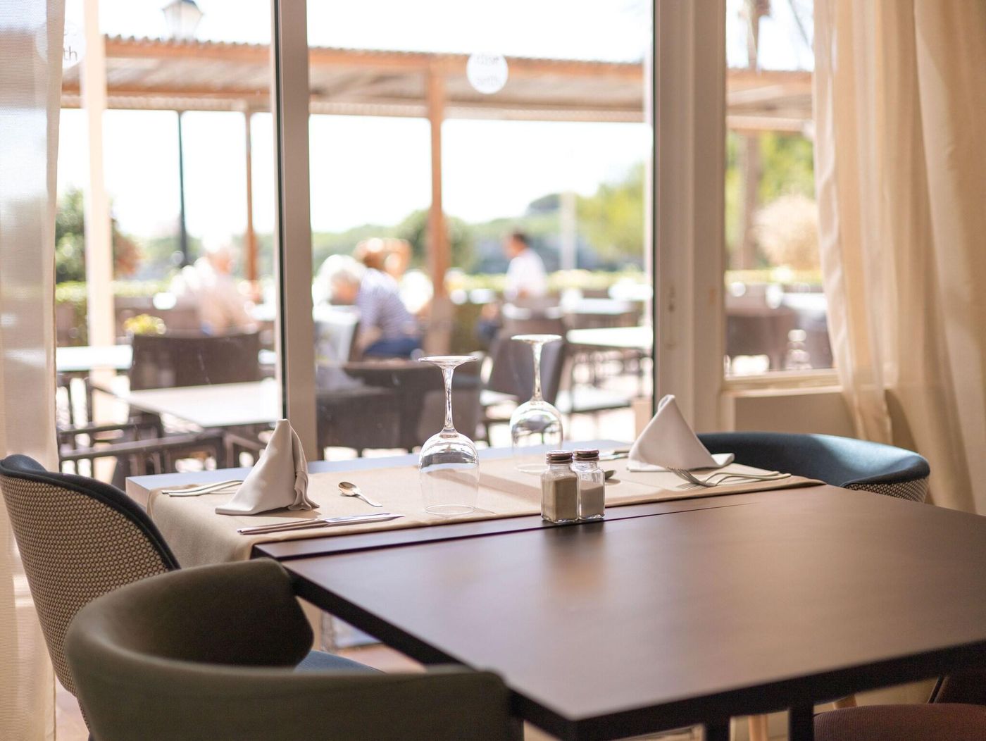 Seth-Port-Mahon-Restaurant-61