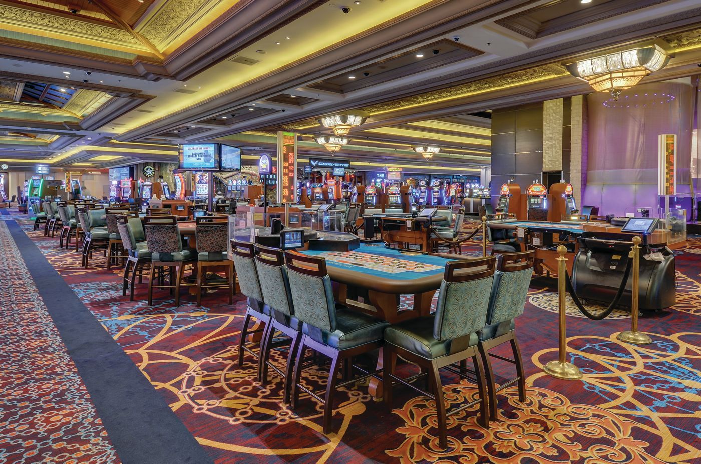 Mandalay-Bay-Hotel---Casino-Sports-and-Entertainment-27