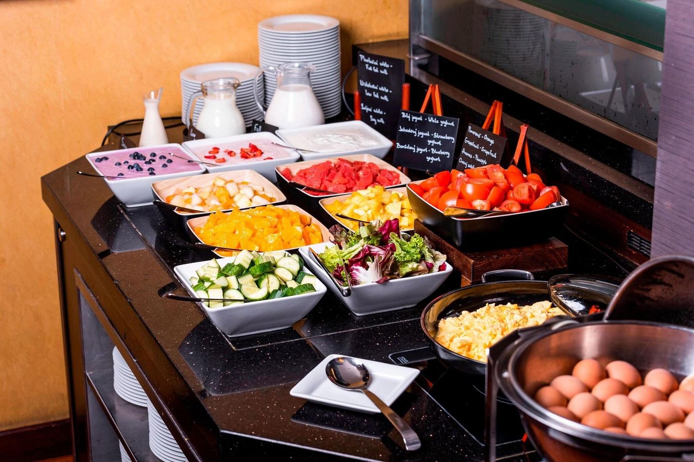 Courtyard-Prague-City-Restaurant-31