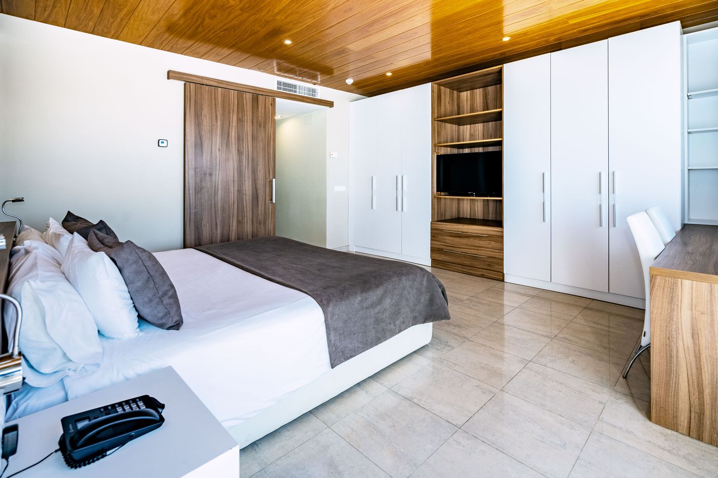 Sunway-Playa-Golf-Sitges-Room-43