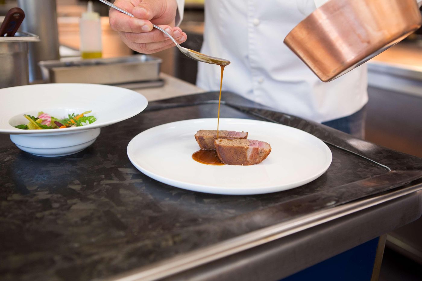 Waldorf-Astoria-Versailles---Trianon-Palace-Restaurant-67