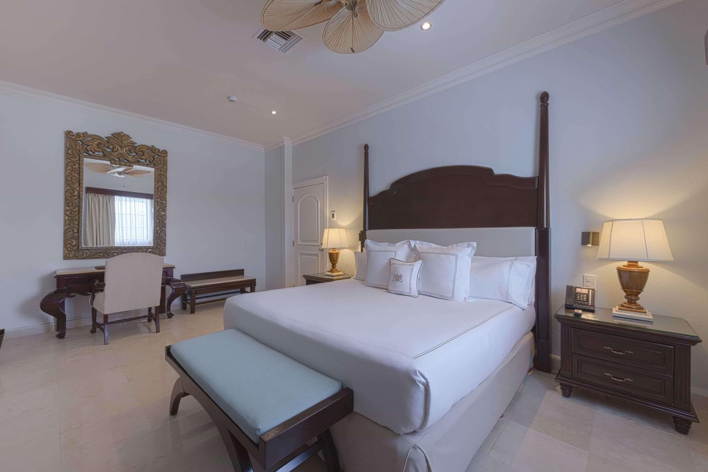 Royal-Hideaway-Playacar-All-Inclusive-Room-40