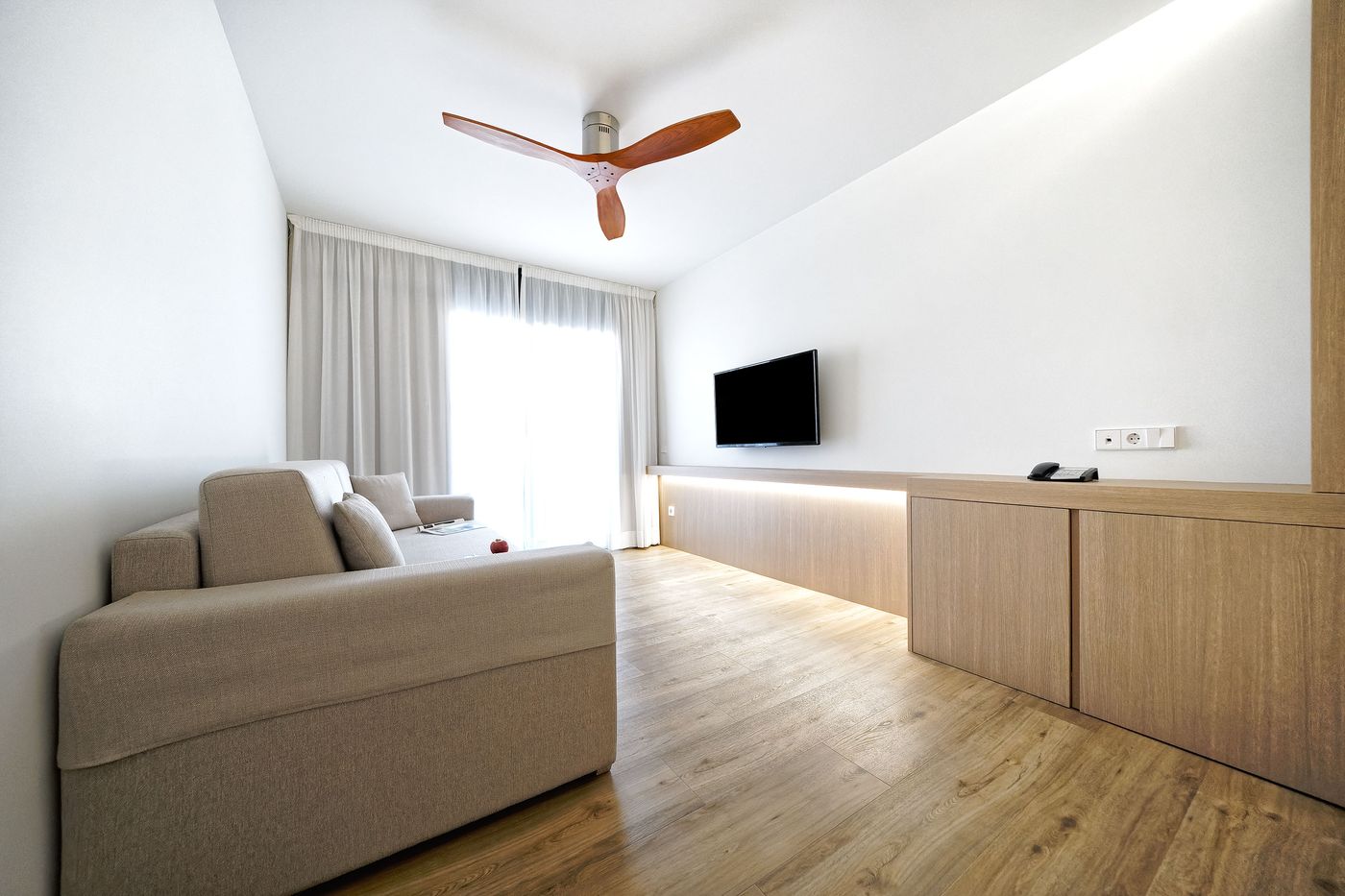 Parque-la-Paz-Room-22