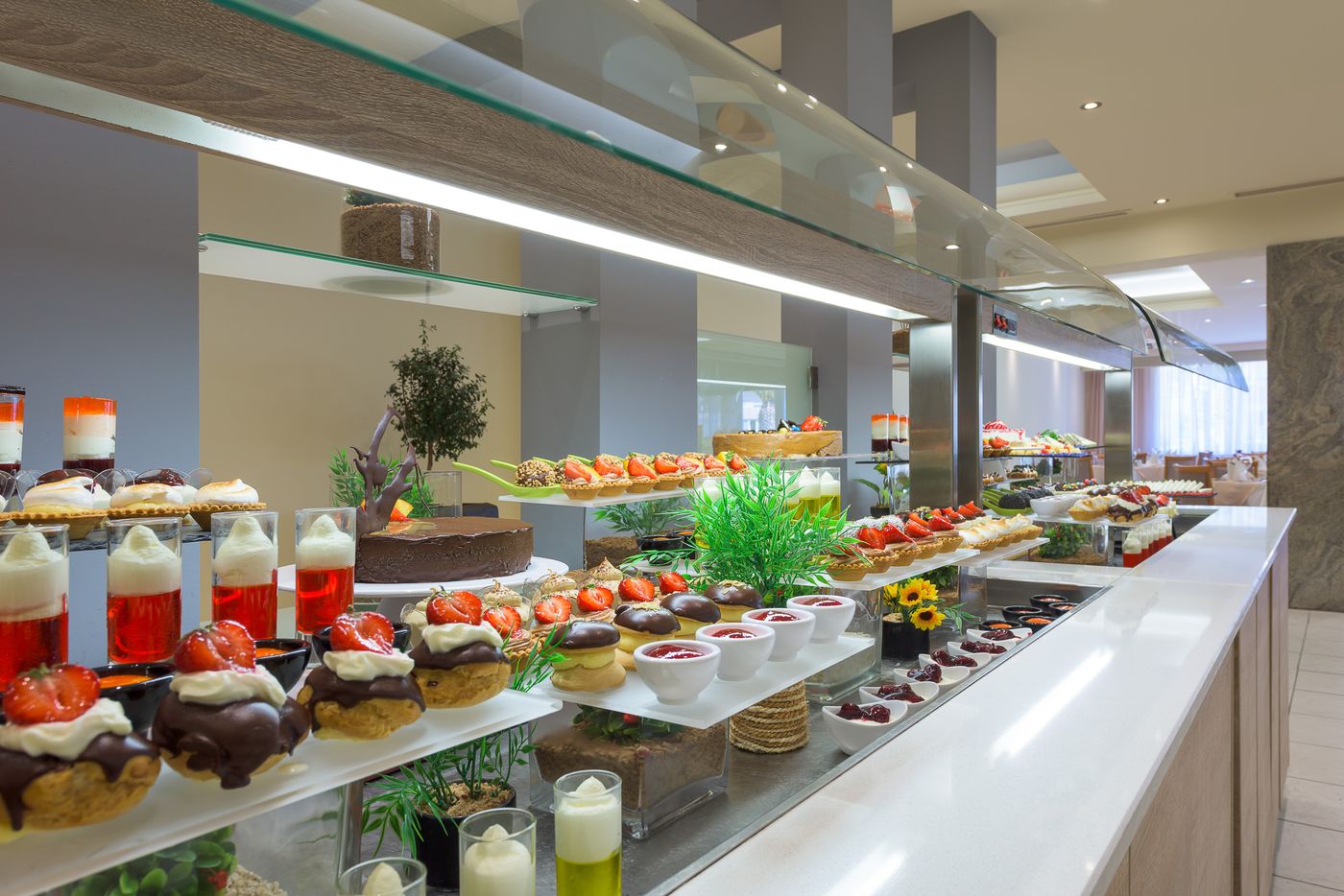 Sun-Beach-Resort-Complex-Restaurant-51