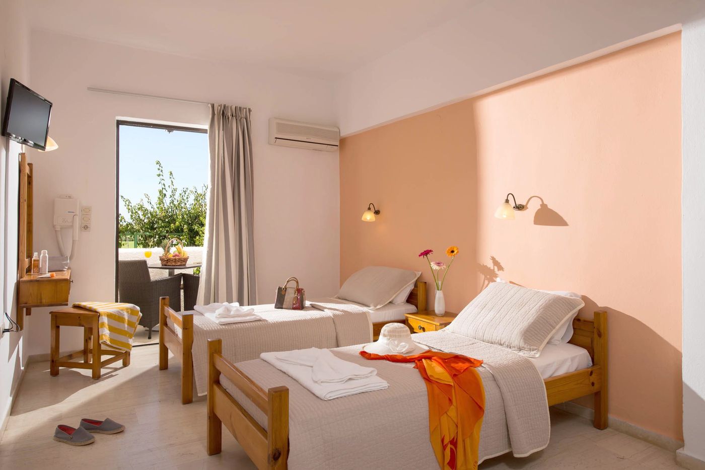 Marianthi Apartments