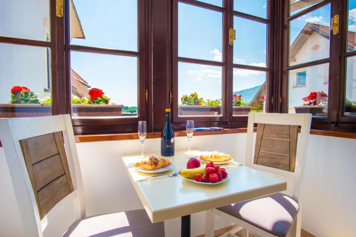 Vila Radolca apartments & rooms-Slovenia-Radovljica-Lobby-3